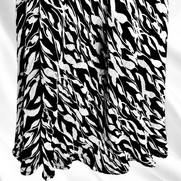 NIKKY Black and White Reversible Maxi Dress - Picture 4 of 9